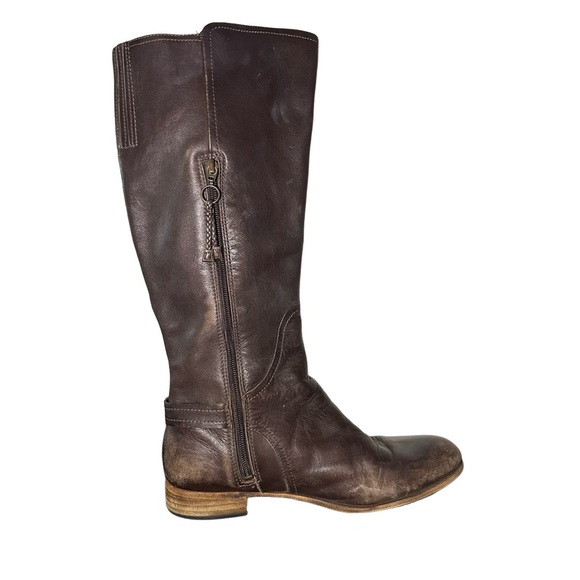 UGG Australia Amberlee Espresso Leather Equestrian Style Boots, Size 9.5 - Picture 12 of 15